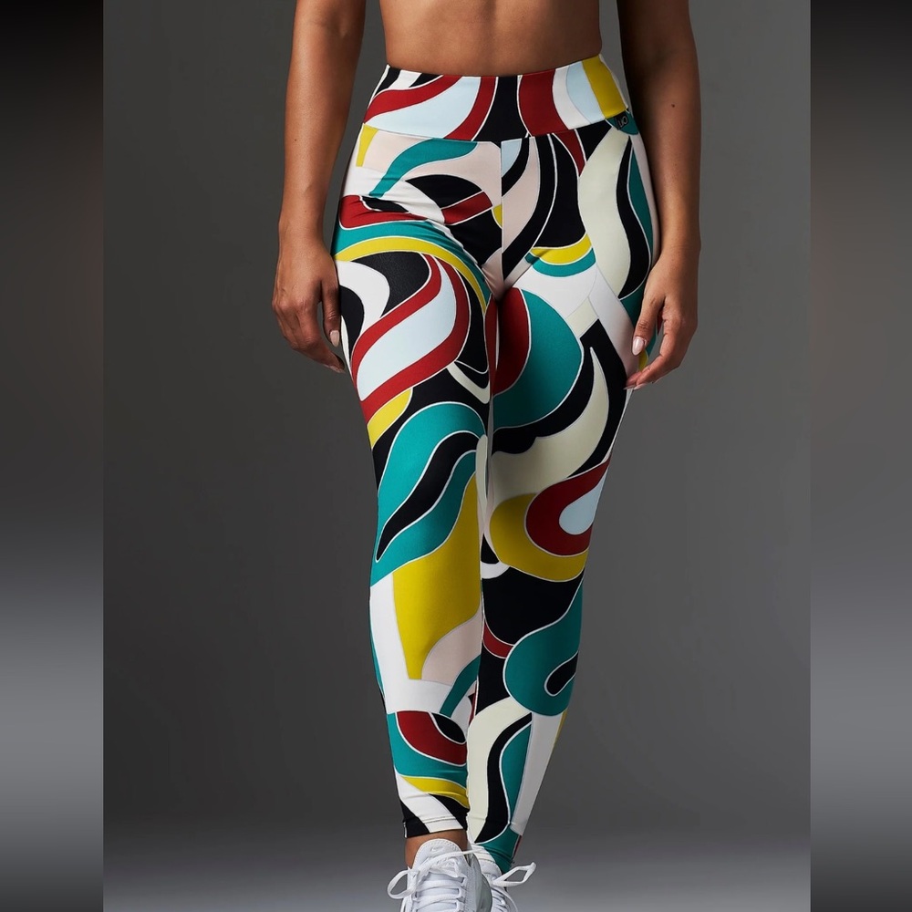 LiciFit POSH HIGH WAIST SCRUNCH LEGGING